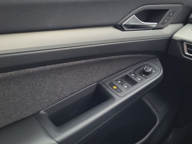 Golf VIII 2.0TDI Move Navi Kamera ACC LED