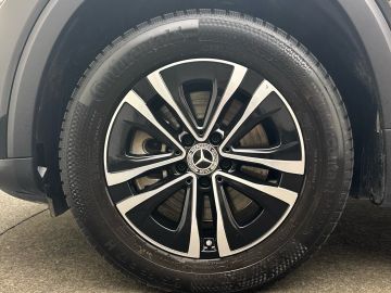Mercedes GLB 200 - 8