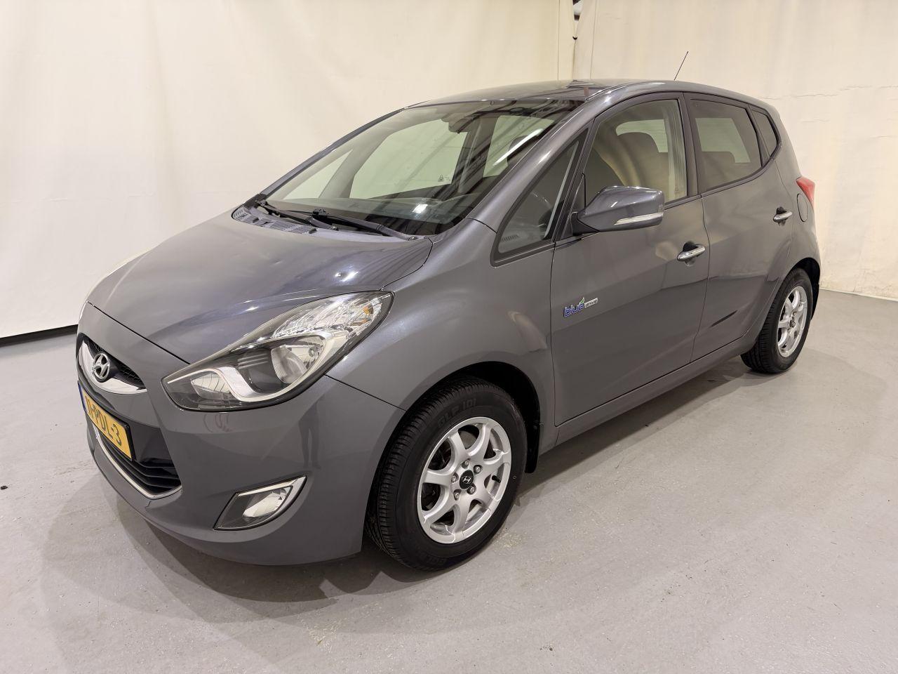Hyundai ix20 2011 — photo 5