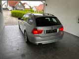 BMW 320d xDrive touring - - BMW 320 aus 2009: Kombi, 320d