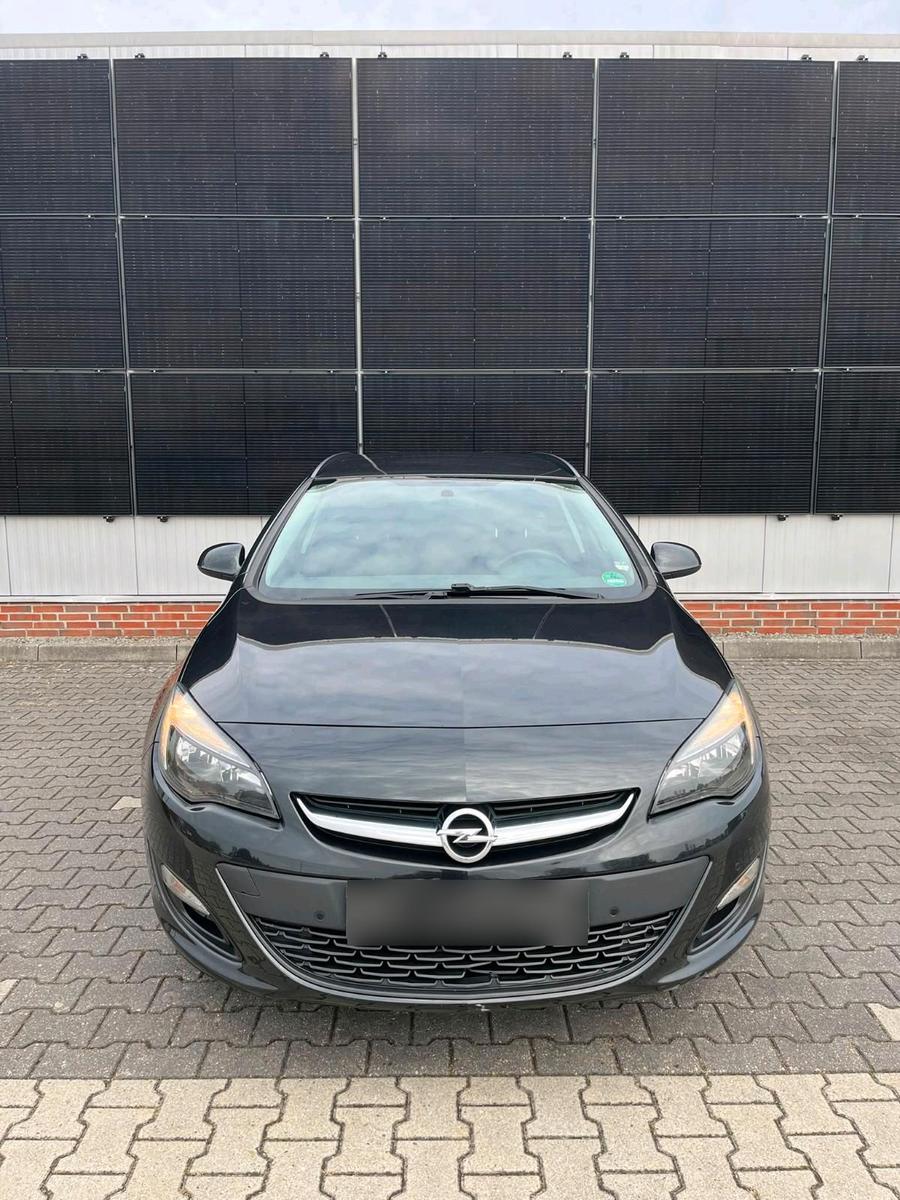 Opel Astra, 2014