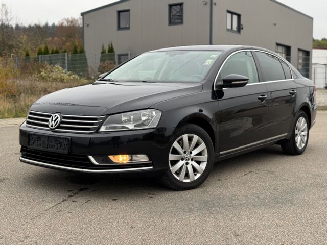 Volkswagen Passat Lim. Comfortline BlueMotion*Navi*AHK*SHZ*