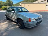 Opel Kadett E 1,4i Beauty Schiebedach ZV - Opel Kadett mit 5 Türen