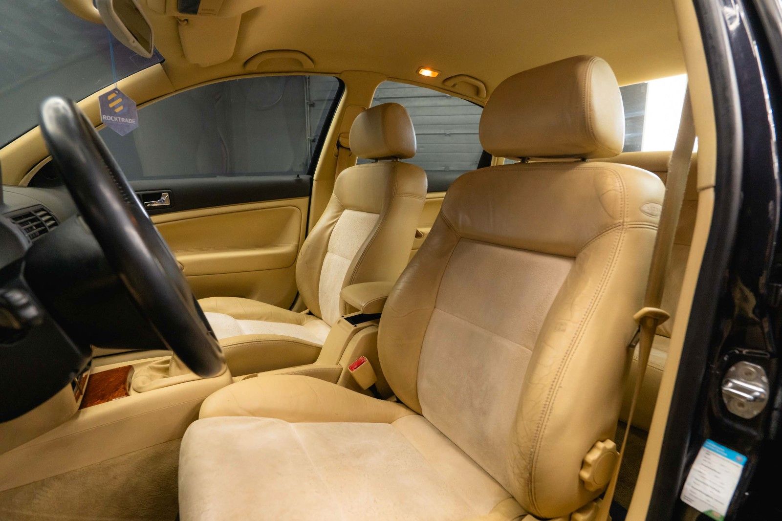 Fahrzeugabbildung Volkswagen Passat 2.0 Highline | Alcantara | Xenon | MP3