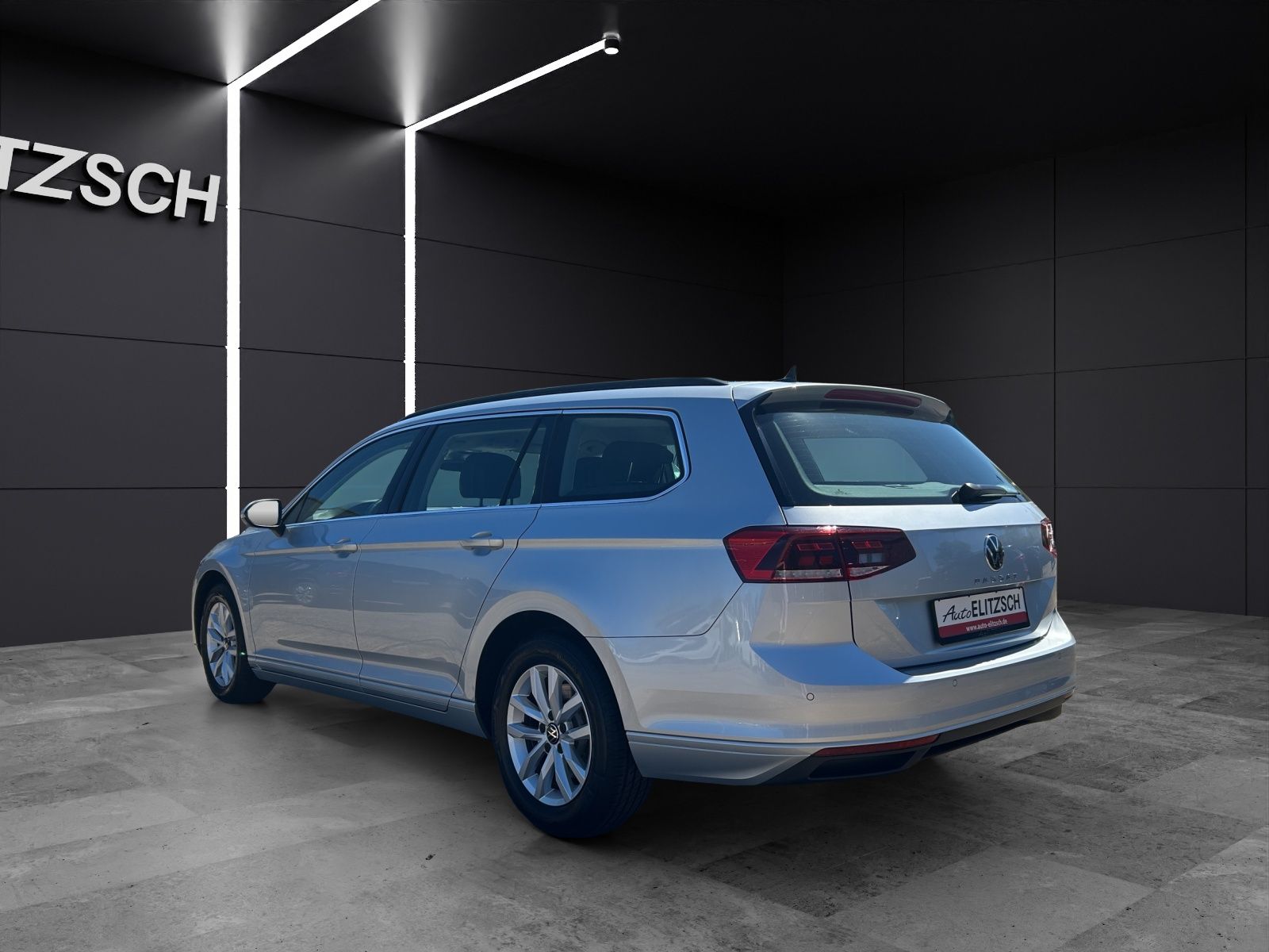 Fahrzeugabbildung Volkswagen Passat Variant TDI Business DSG LED Navi ACC AHK