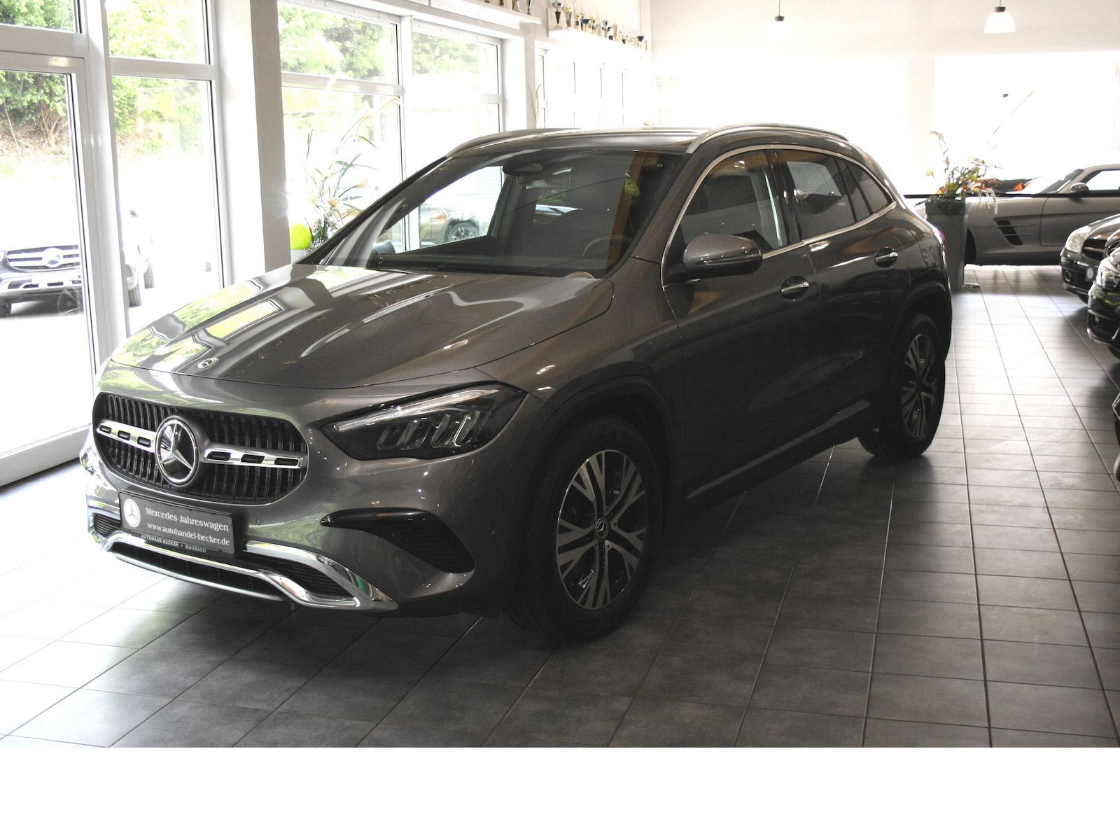 Fahrzeugabbildung Mercedes-Benz GLA 200 Progr. Advanced Plus *Totwinkel*Ambiente