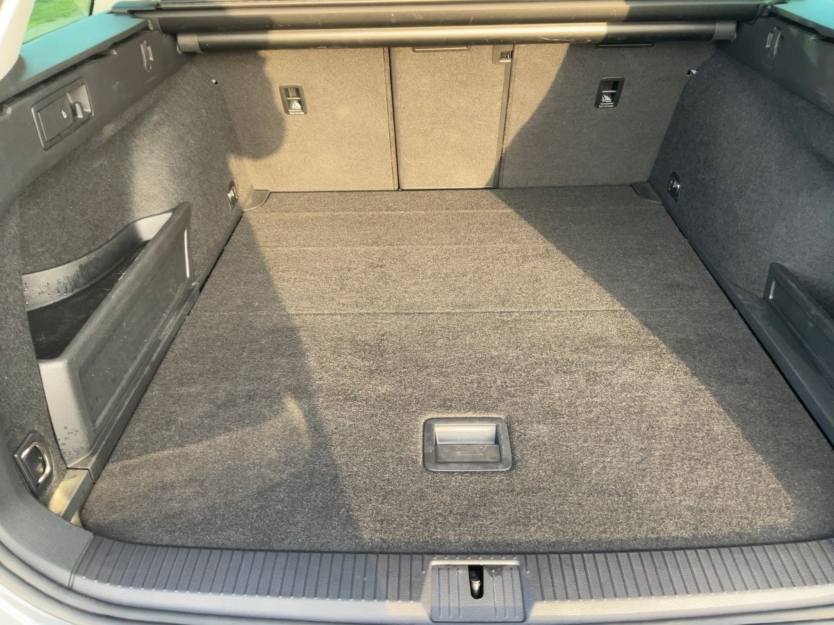 Volkswagen Passat Variant - Bild 14