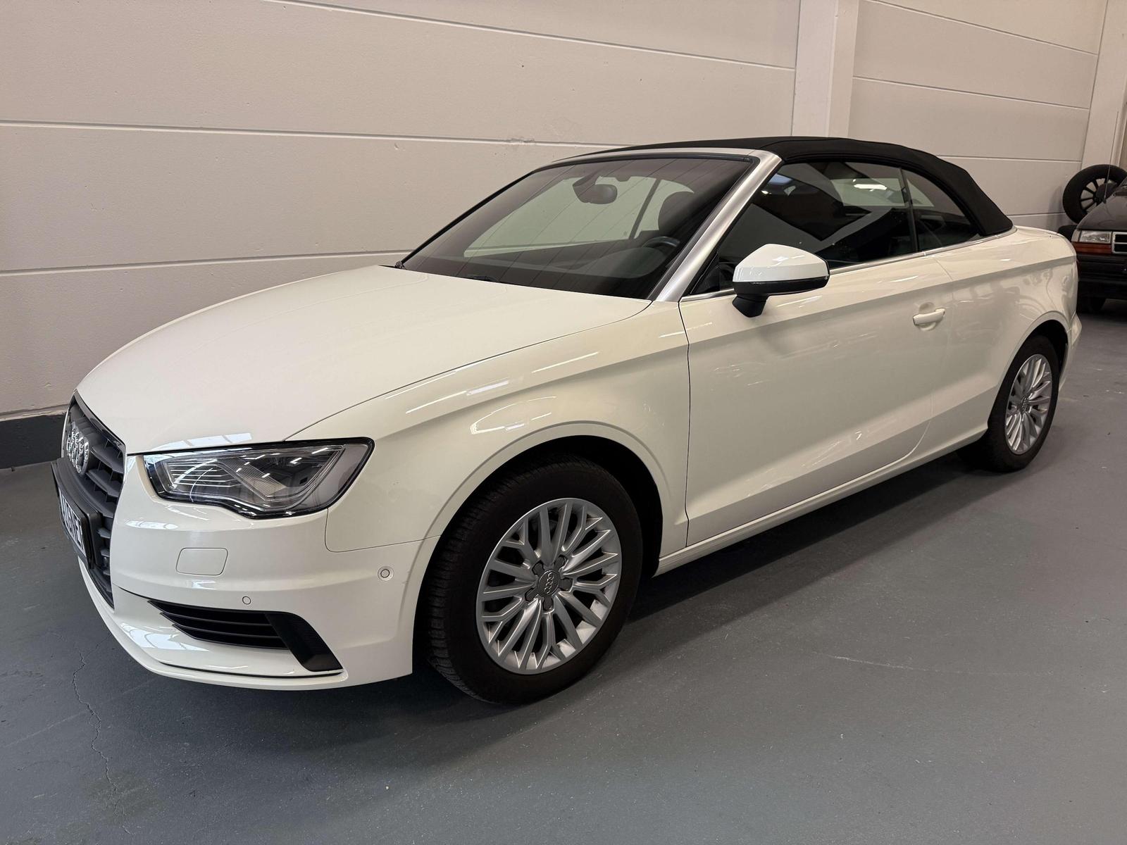 Audi A3 2.0 TDI Ambiente DSG*Navi*Leder*LED*Sitzheiz.