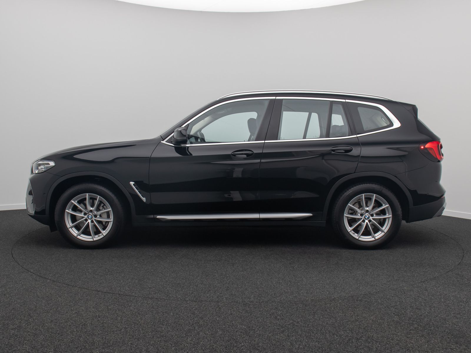 Fahrzeugabbildung BMW X3 xD30d Leder Memory DAB Kamera Sportsitz18Zoll
