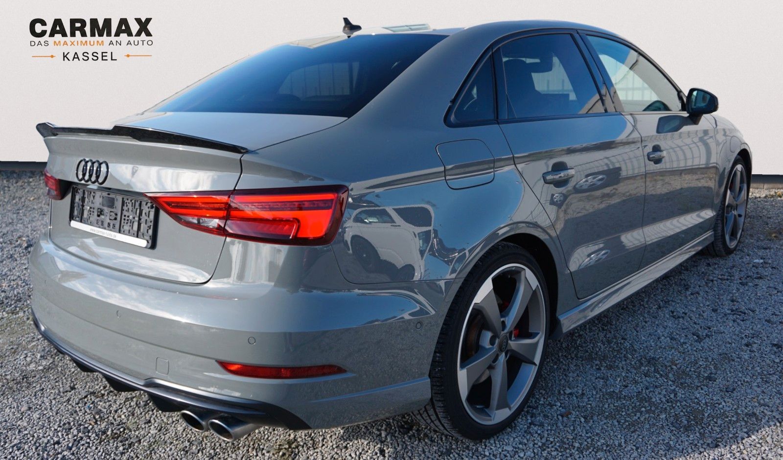 Fahrzeugabbildung Audi S3 Lim. 2.0 TFSI quattro Navi Kamera B&O Pano