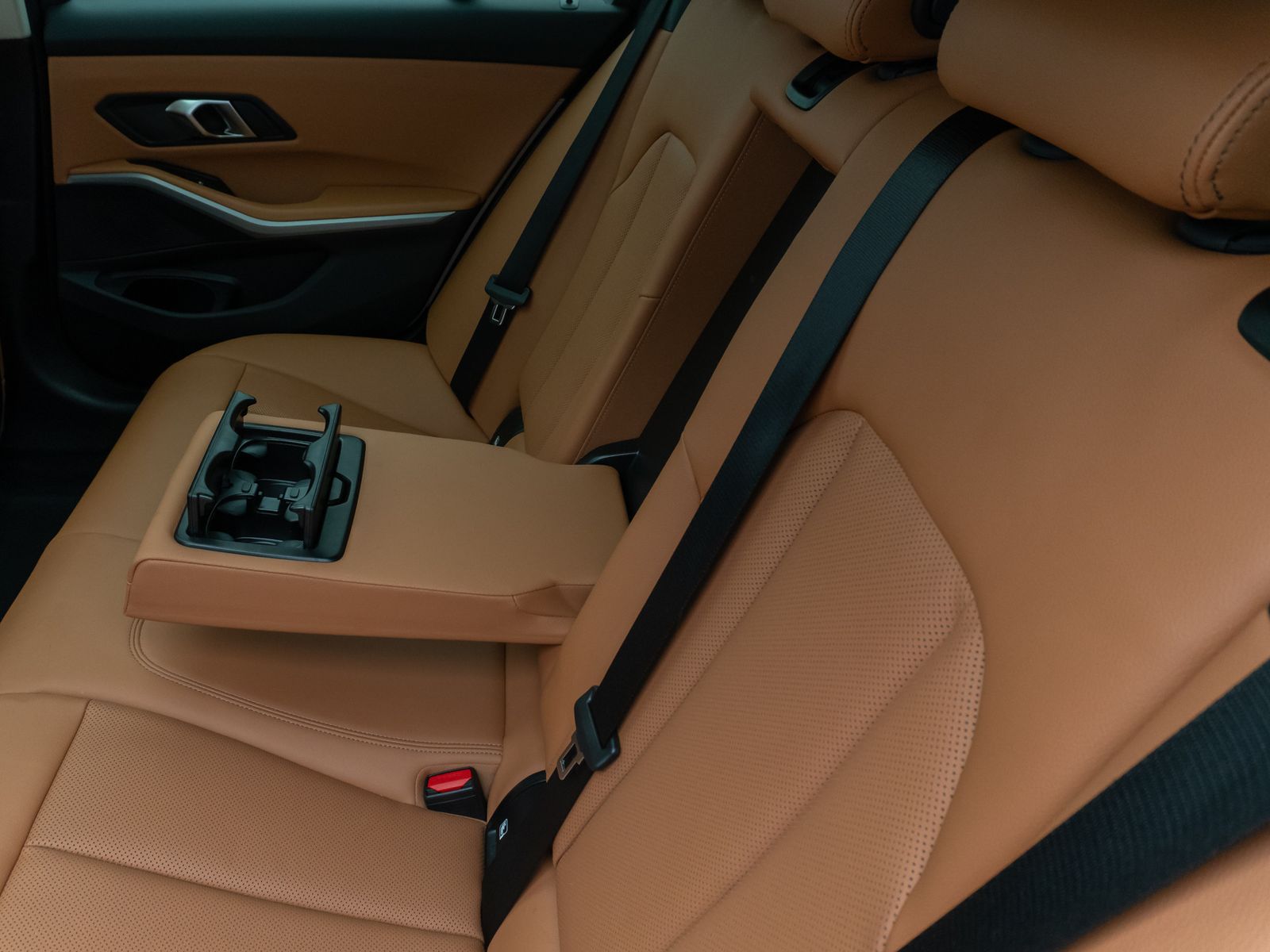 Fahrzeugabbildung BMW 320d xD Alarm DAB Standhzng Panorama Sportsitz