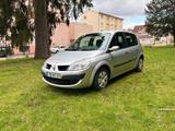 Renault senic - Renault Scenic aus 2007 mit Diesel-Antrieb