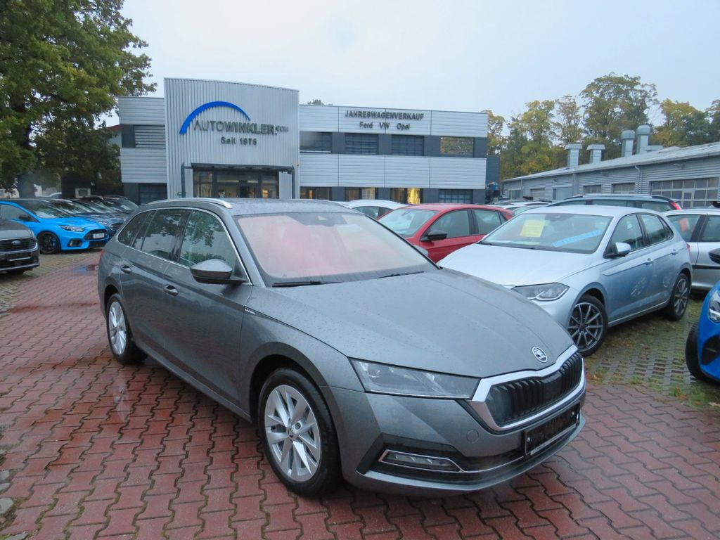 SKODA Octavia Combi Style DSG