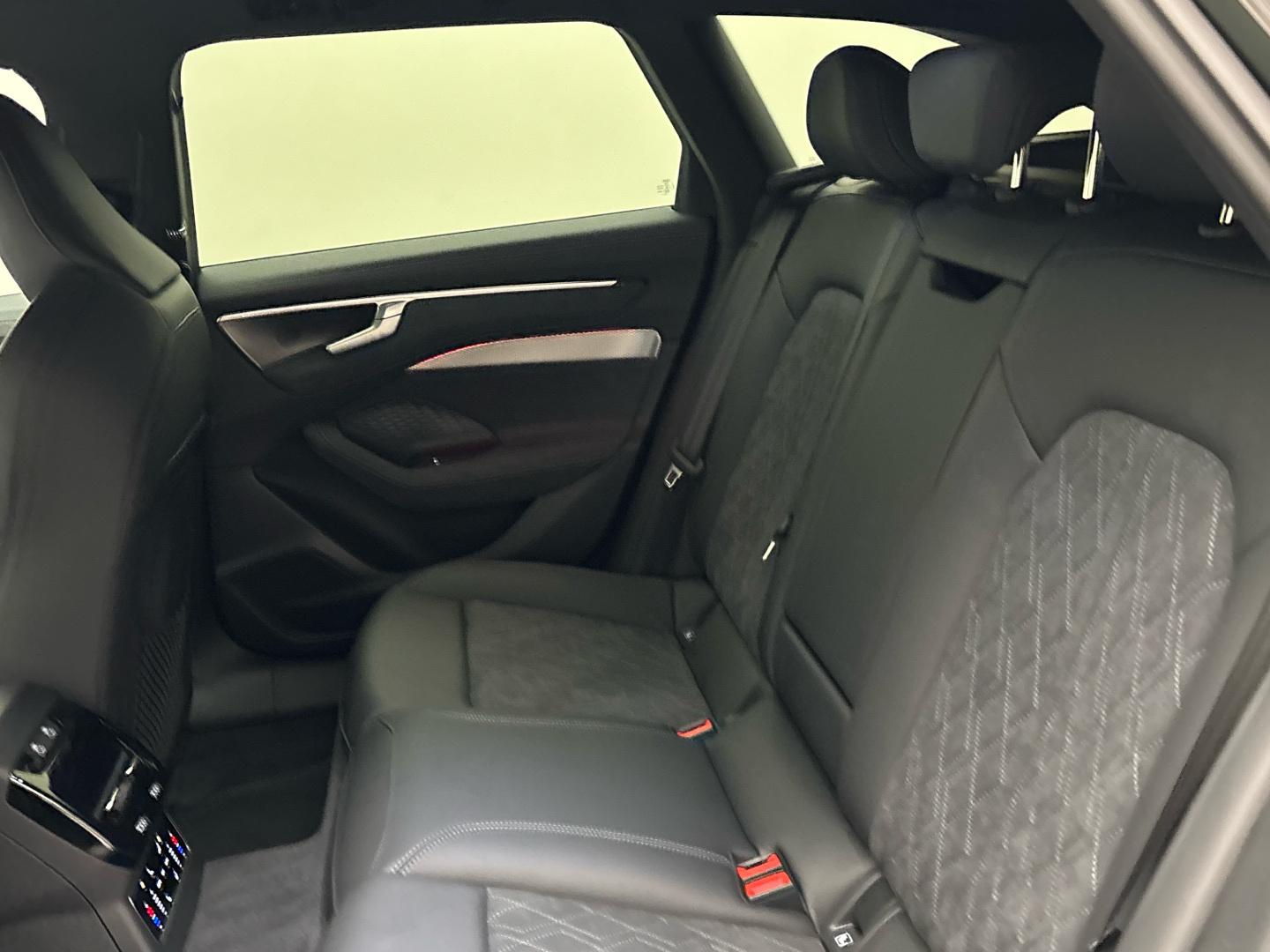 Audi A6 Avant TDI quattro S line Tech pro HuD Luftf.