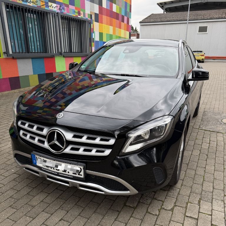 Image of Mercedes-Benz GLA 180