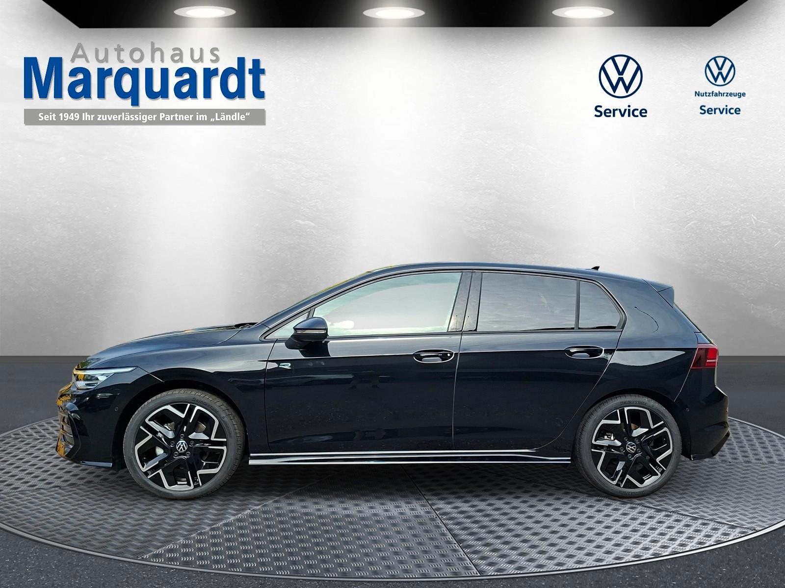 Volkswagen Golf VIII 1.5eTSI Neu  R-Line Pano18"360 ACC AHK