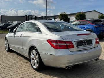 Mercedes E 300 - 7