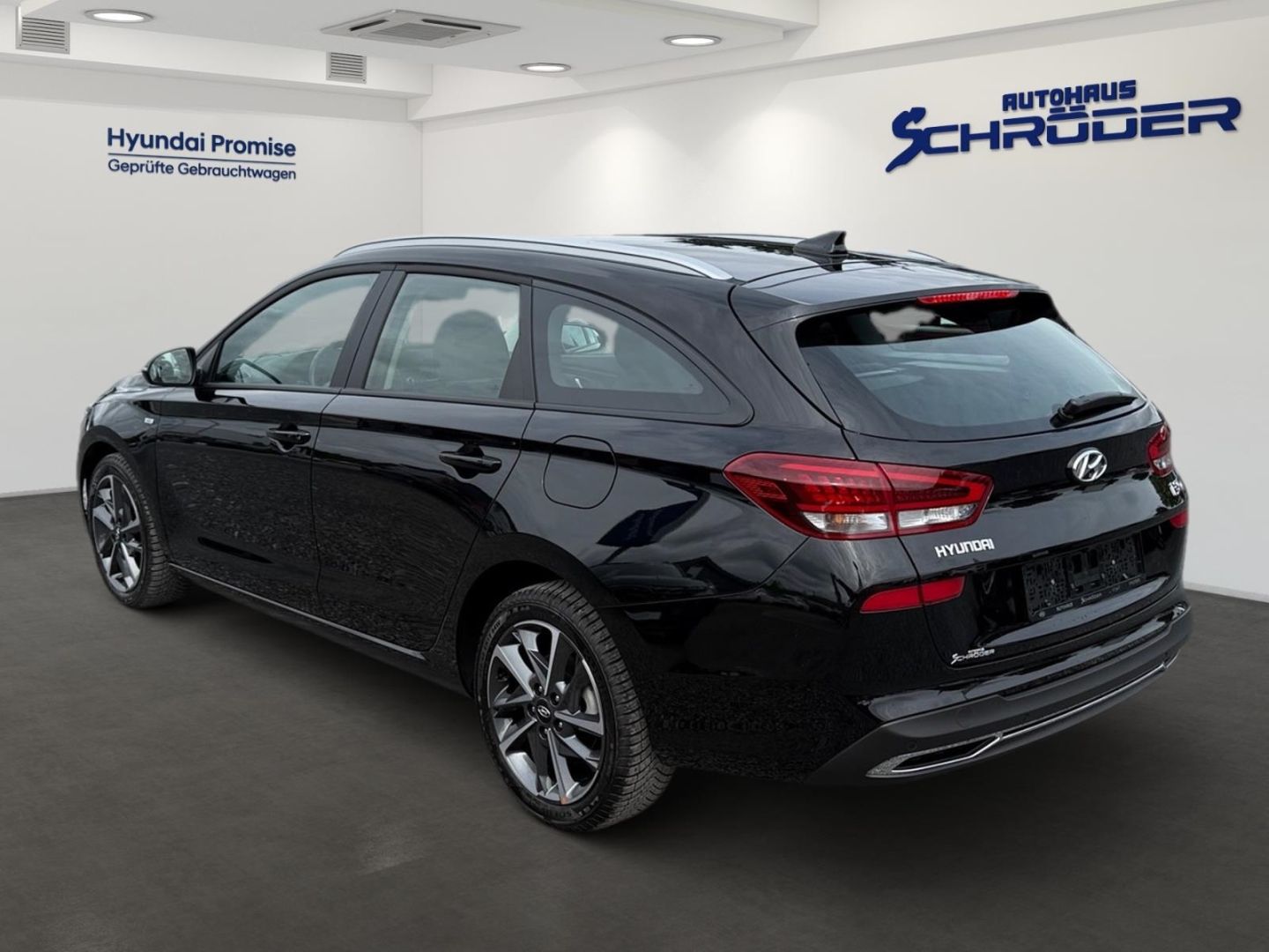 Fahrzeugabbildung Hyundai i30 1.0T Mild Hybrid (48V) Trend LED Navigation