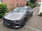 Mercedes-Benz A 250 e AMG-Line, sehr gepflegt, Pano/360/AHK - Mercedes-Benz A 250 in Bremen