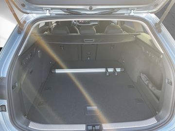 Skoda Superb Combi 2.0 TDI *AHK*DSG*LED*DAB*NAVI*KLIMA