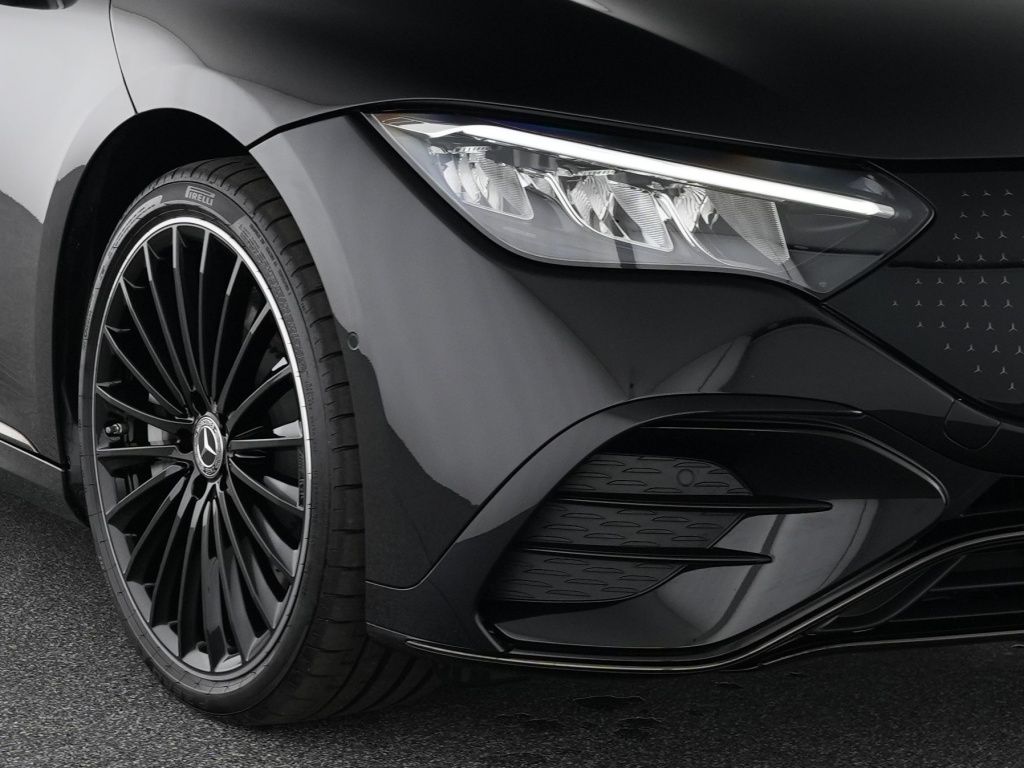 Mercedes-Benz EQE 300 AMG Night AHK Memory LED Keyless Distron foto 7