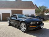 Ford Mustang - Ford Mustang aus 2005: Coupe