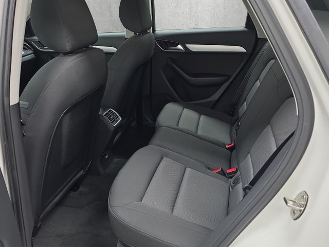 Q3 1.4 TFSI DSG*LED*