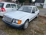 Mercedes-Benz 200 - Mercedes-Benz 200 in Bochum