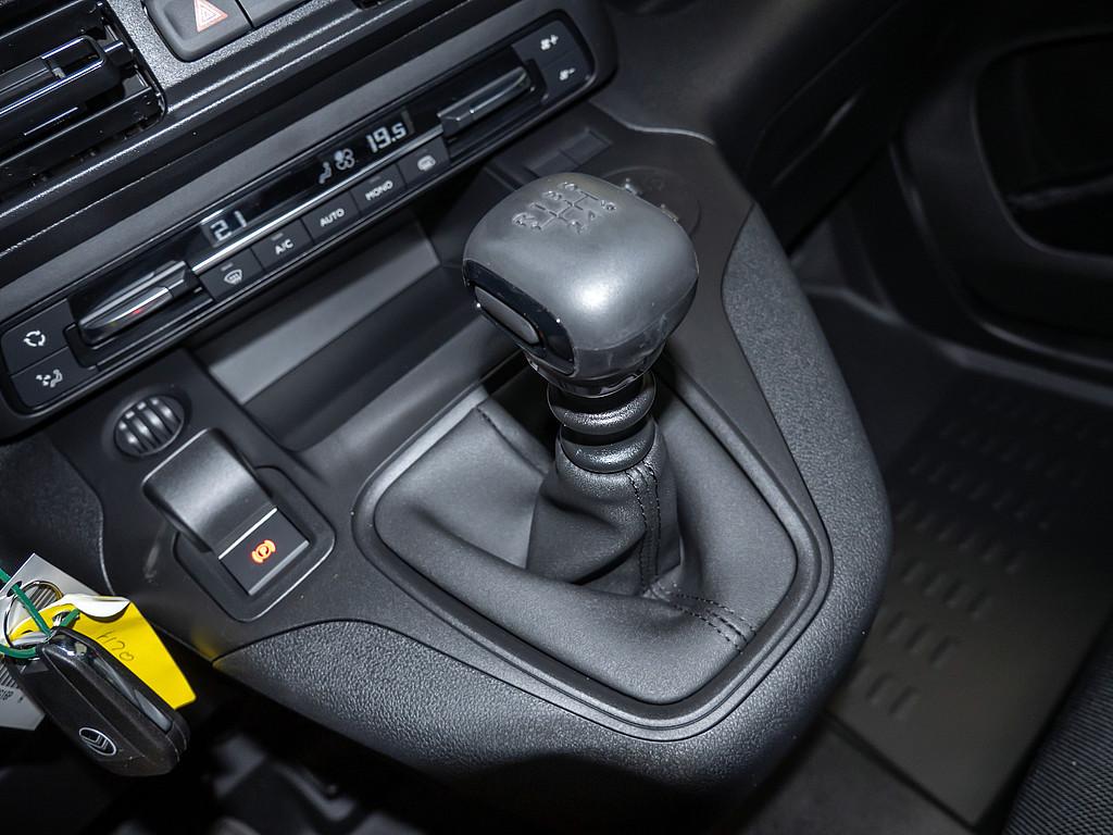 Citroën Berlingo Kasten 1.5 XTR M NAVI W-LAN FACEL. LED