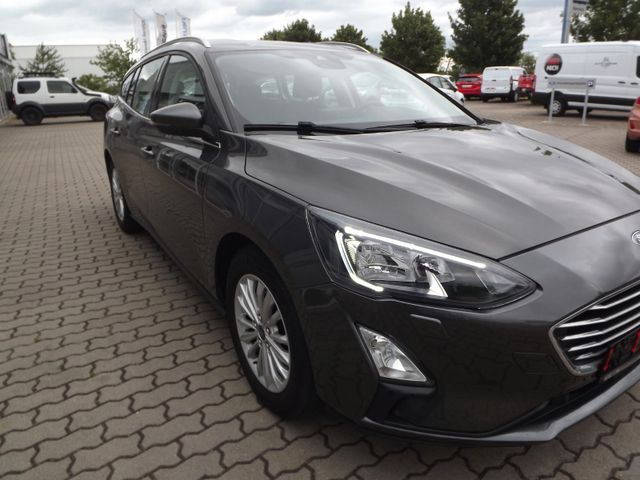 Focus 1,0 EcoBoost 92kW Titanium Turnier*