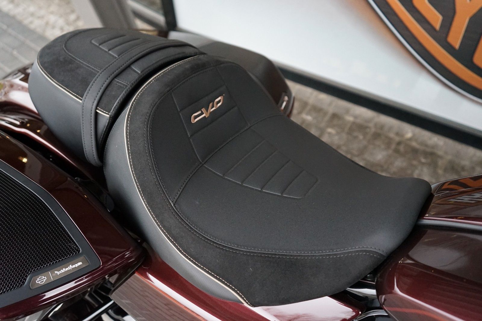 Fahrzeugabbildung Harley-Davidson Road Glide CVO