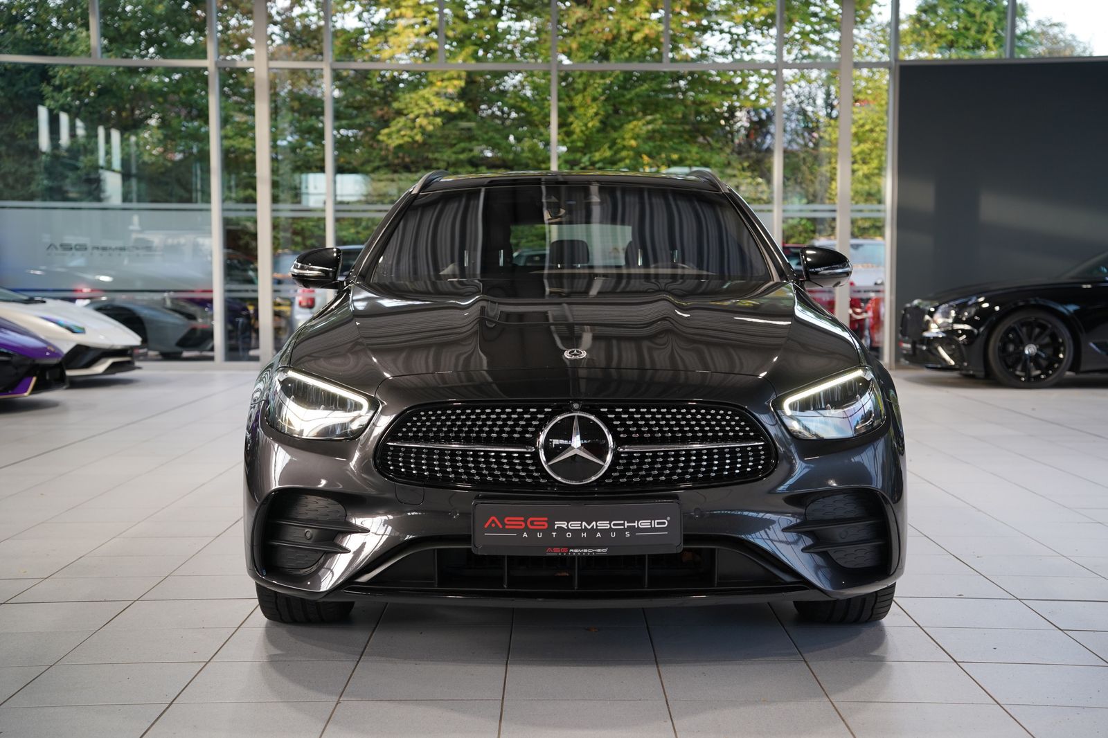 Mercedes-Benz E 300 T de 4M AMG Line *1.H *Pano *Night *Memory imagem 3