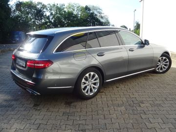 Mercedes E 220 - 5