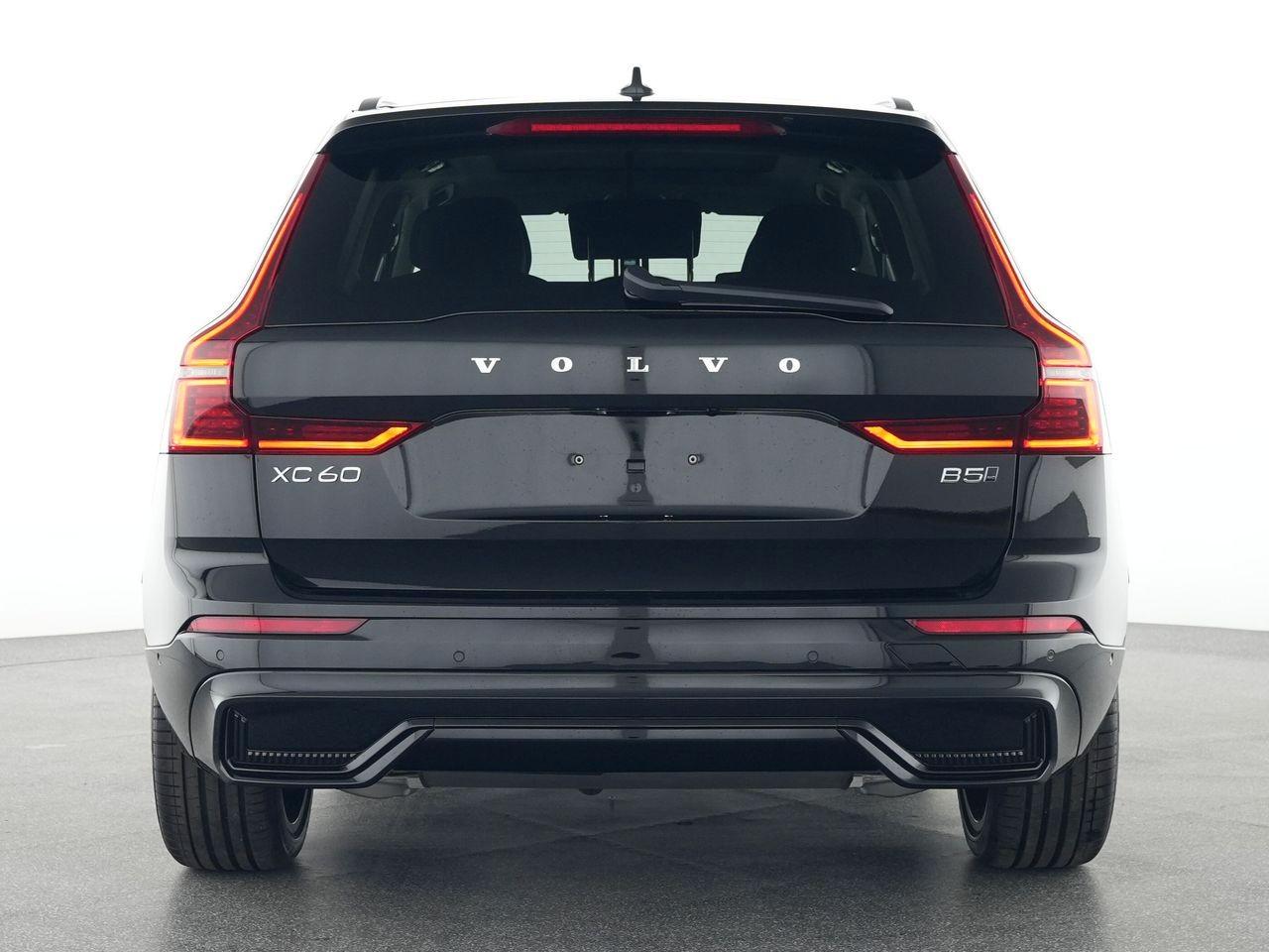 Volvo XC60 B5 Ultra Dark AWD
