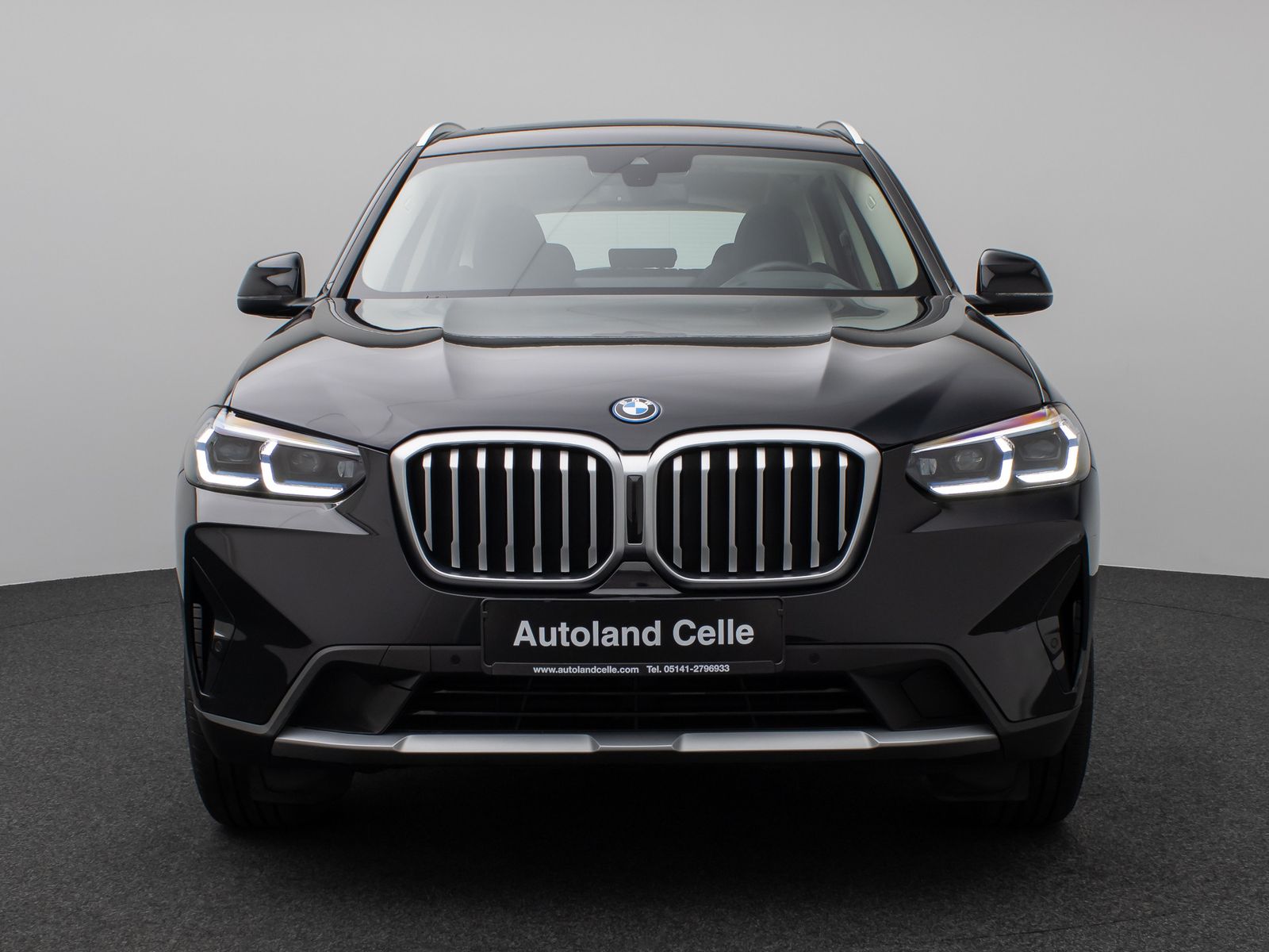 Fahrzeugabbildung BMW X3 xD30e Panorama Kamera Laser HUD DAB HiFi 18"