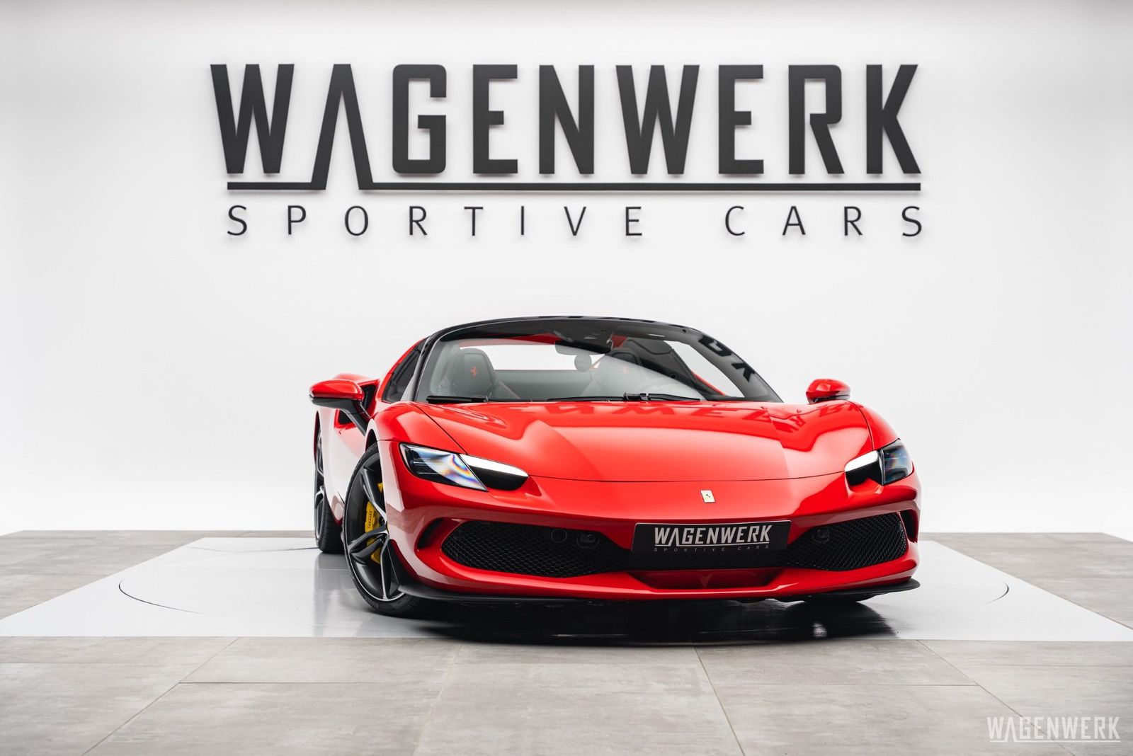 Ferrari 296 GTS Spider LIFT CARBONLENKRAD BICOLOR KAMERA