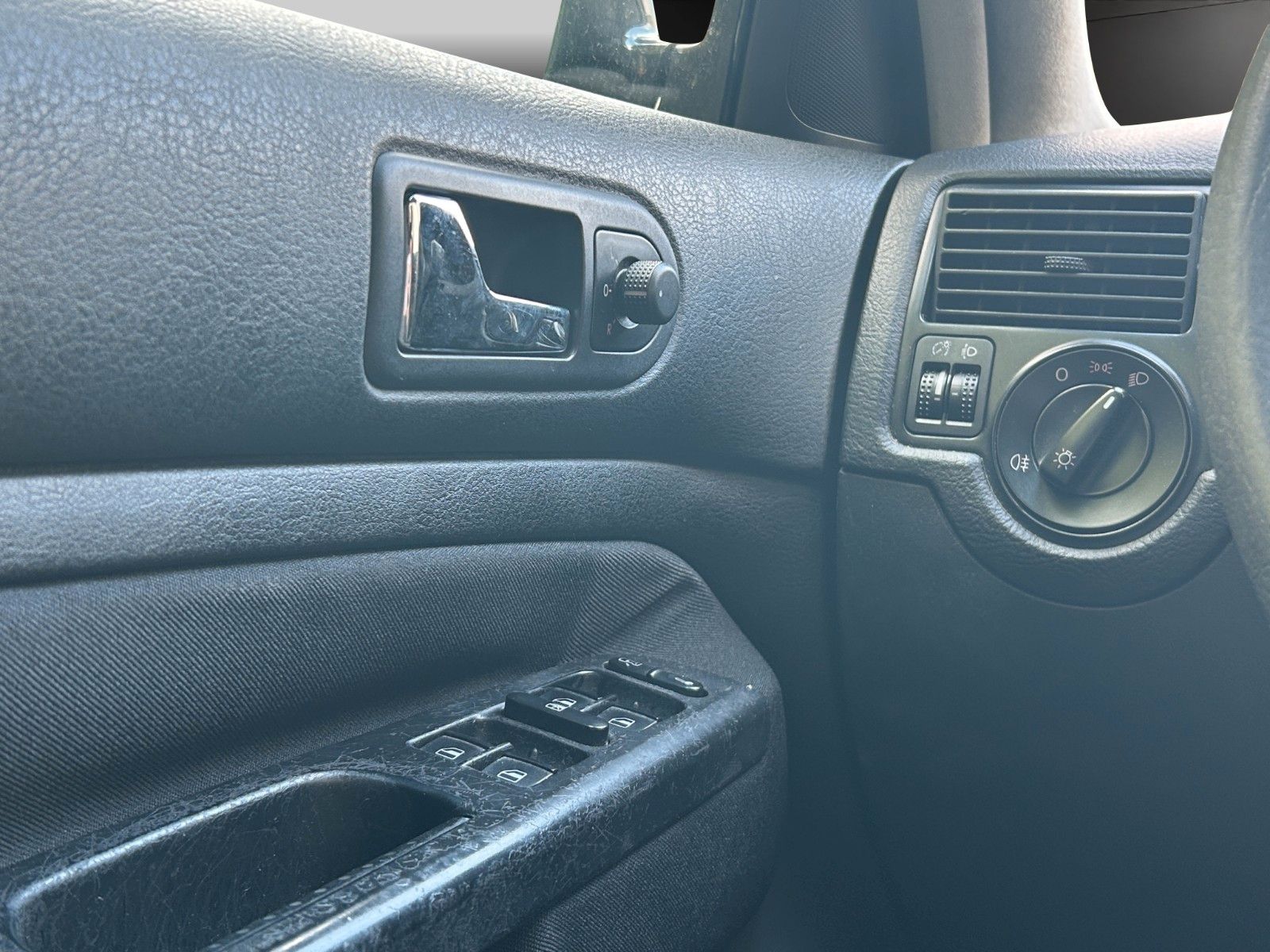 Fahrzeugabbildung Volkswagen Golf 1.4 Basis/Service & Tüv Neu/Klima/