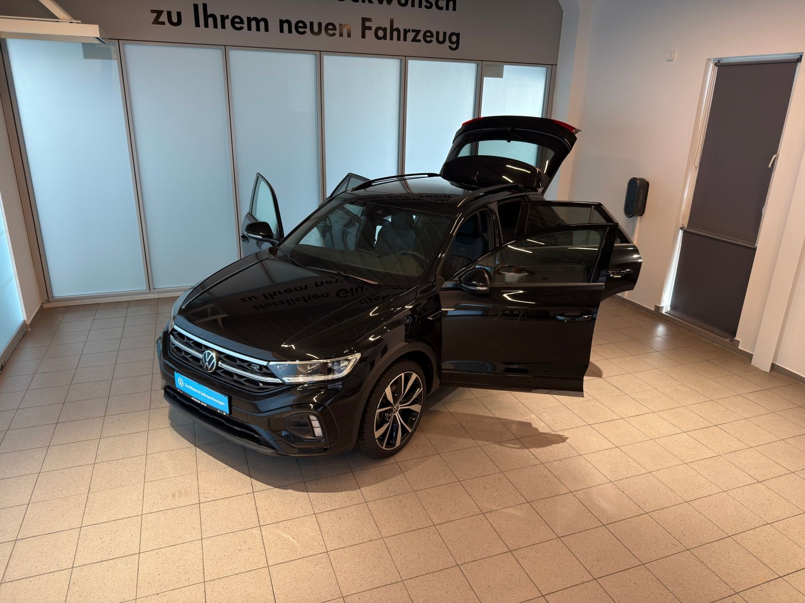 Volkswagen T-Roc 1.5 TSI R-Line LED-Matrix El.Heckklappe foto 2