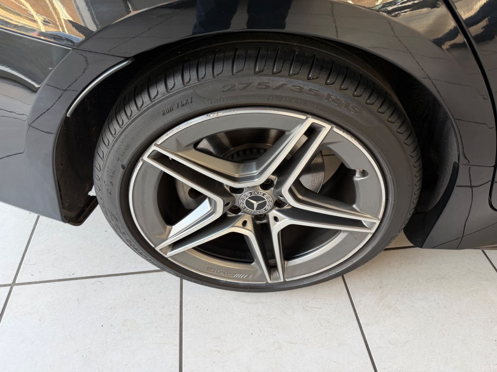 Fahrzeugabbildung Mercedes-Benz CLS 350 4Matic*AMG-Line*1.Hd