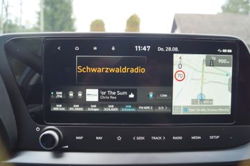 Hyundai i20 1.2 KLIMAAUTOMATIK-ALU16-NAVI-KAMERA-SHZG-