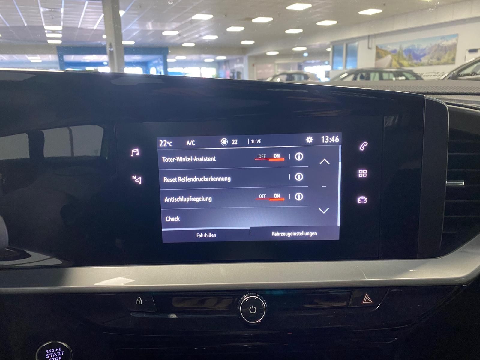 Fahrzeugabbildung Opel Mokka 1.2 Turbo 74kW Edition+ACC+LED+APP CONNECT