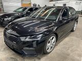 Skoda OCTAVIA COMBI 2.0TSi RS FIRST EDITION MATRIX/ACC - Skoda Octavia: Edition