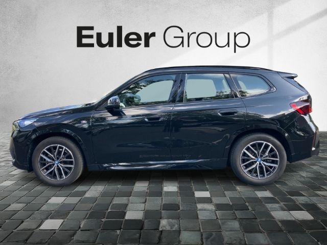 BMW iX1 eDrive20 M-Sport AHK HUD 18'' DA PA HiFi A foto 2