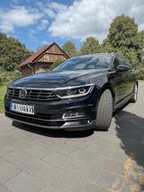Volkswagen Passat Variant 2.0 TSI 3xR-LINE ACC HUD DCC etc. - Volkswagen Passat Variant mit Benzin-Antrieb: Panorama-Dach