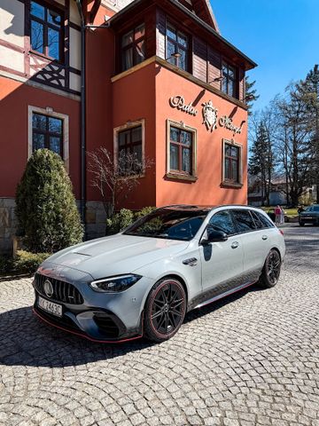 MERCEDES-BENZ C 63 AMG M.-AMG C 63 S E PERFORMANCE F1 edition!