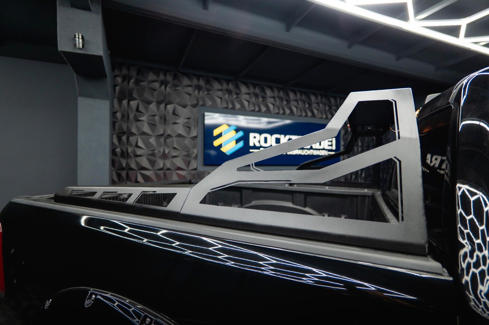 Fahrzeugabbildung Dodge RAM 3.0 MY 25 TWIN TURBO Offroad Night ACC 19%