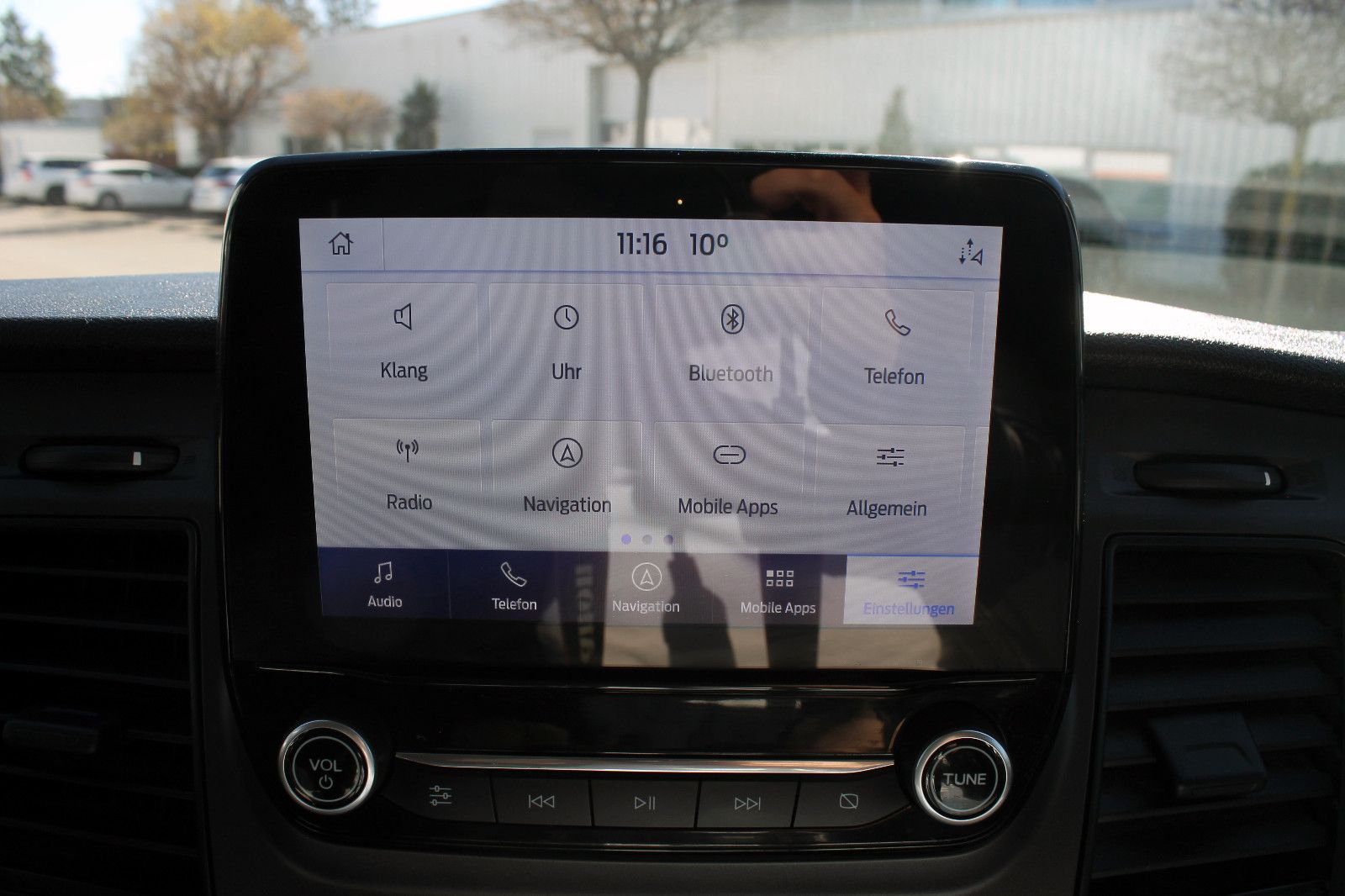 Fahrzeugabbildung Ford Transit Custom Kasten 300 L2 Trend SHZ KAM TEMP