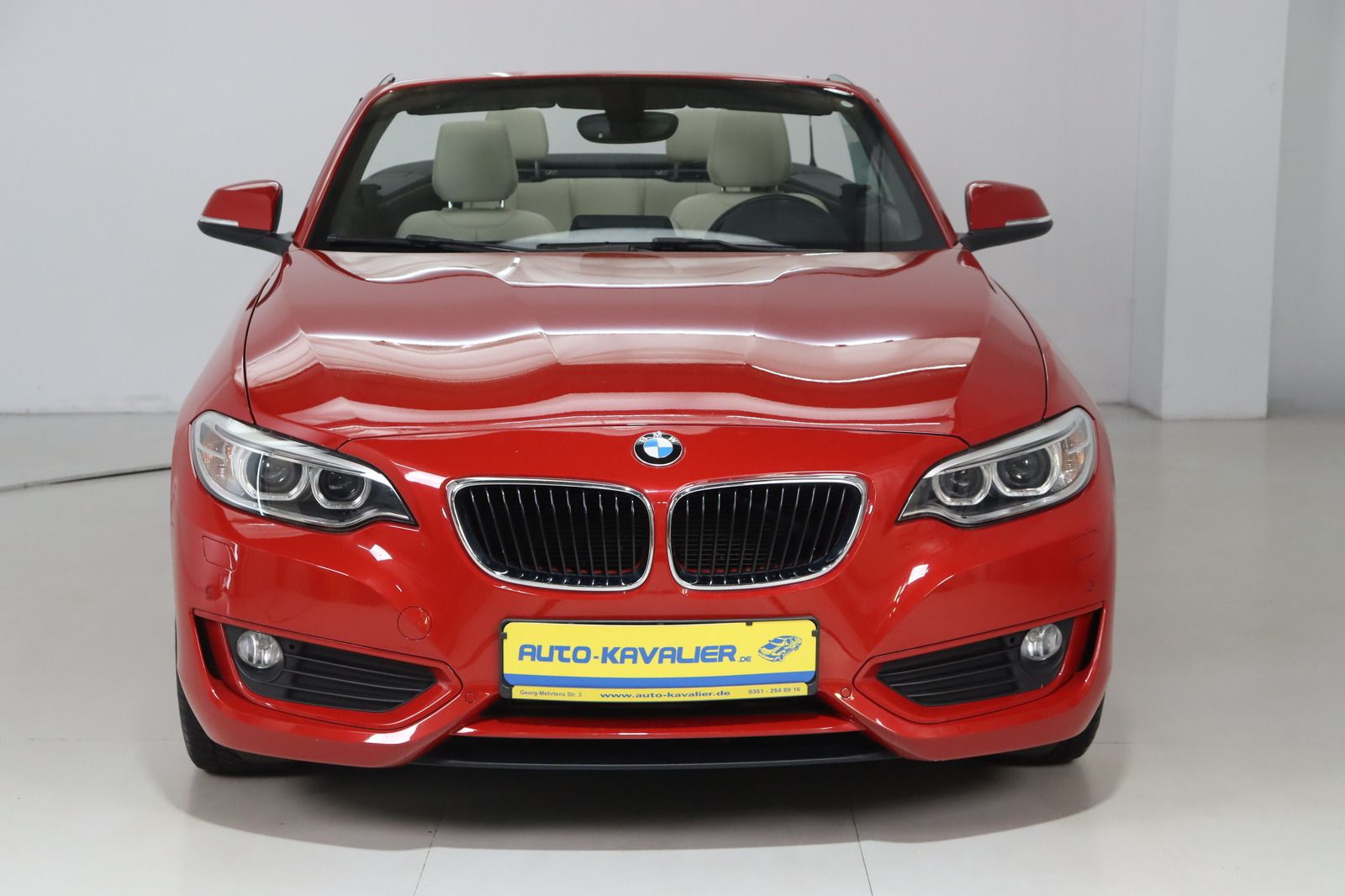 Fahrzeugabbildung BMW 220 i  * Xenon * Navi * Lenkradhzg. * Leder