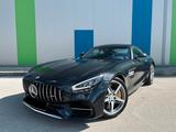Mercedes-Benz AMG GT S - schwarze Mercedes-Benz AMG GT S