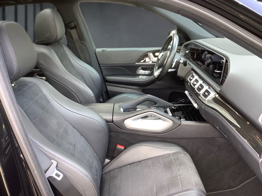 Mercedes-Benz GLE 450 4M AMG MBUX PANO DISTR MBEAM NIGHT AHK foto 16